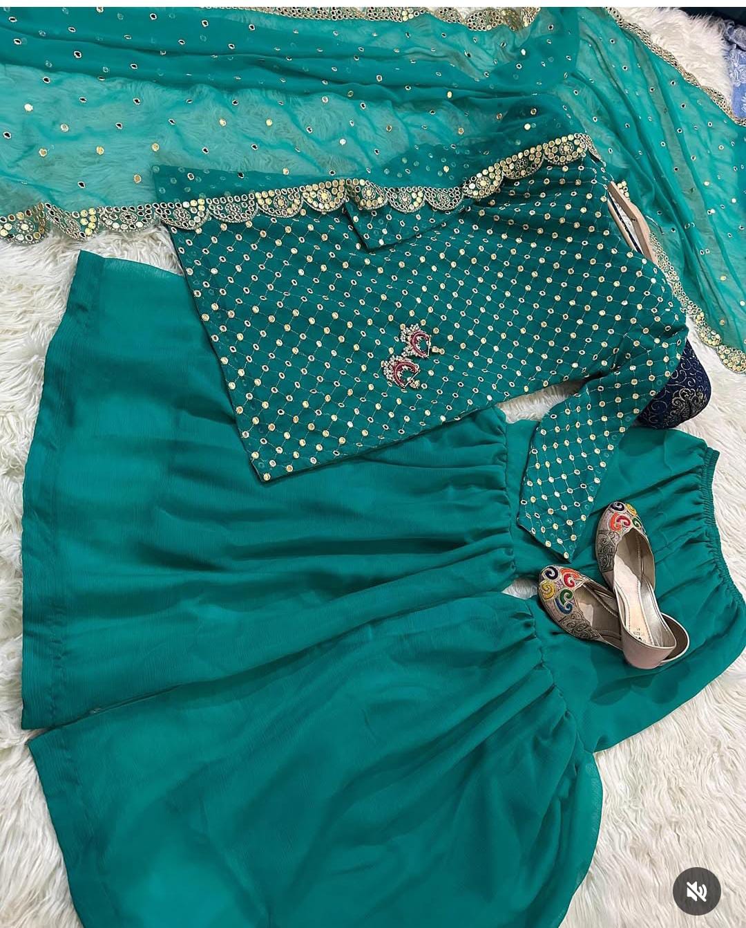 MIRROR EMBELLISHED KURTA GHARARA SET