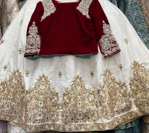 Embroidered Elegance: 2-Piece Top and Mirror Embroidery Skirt Set